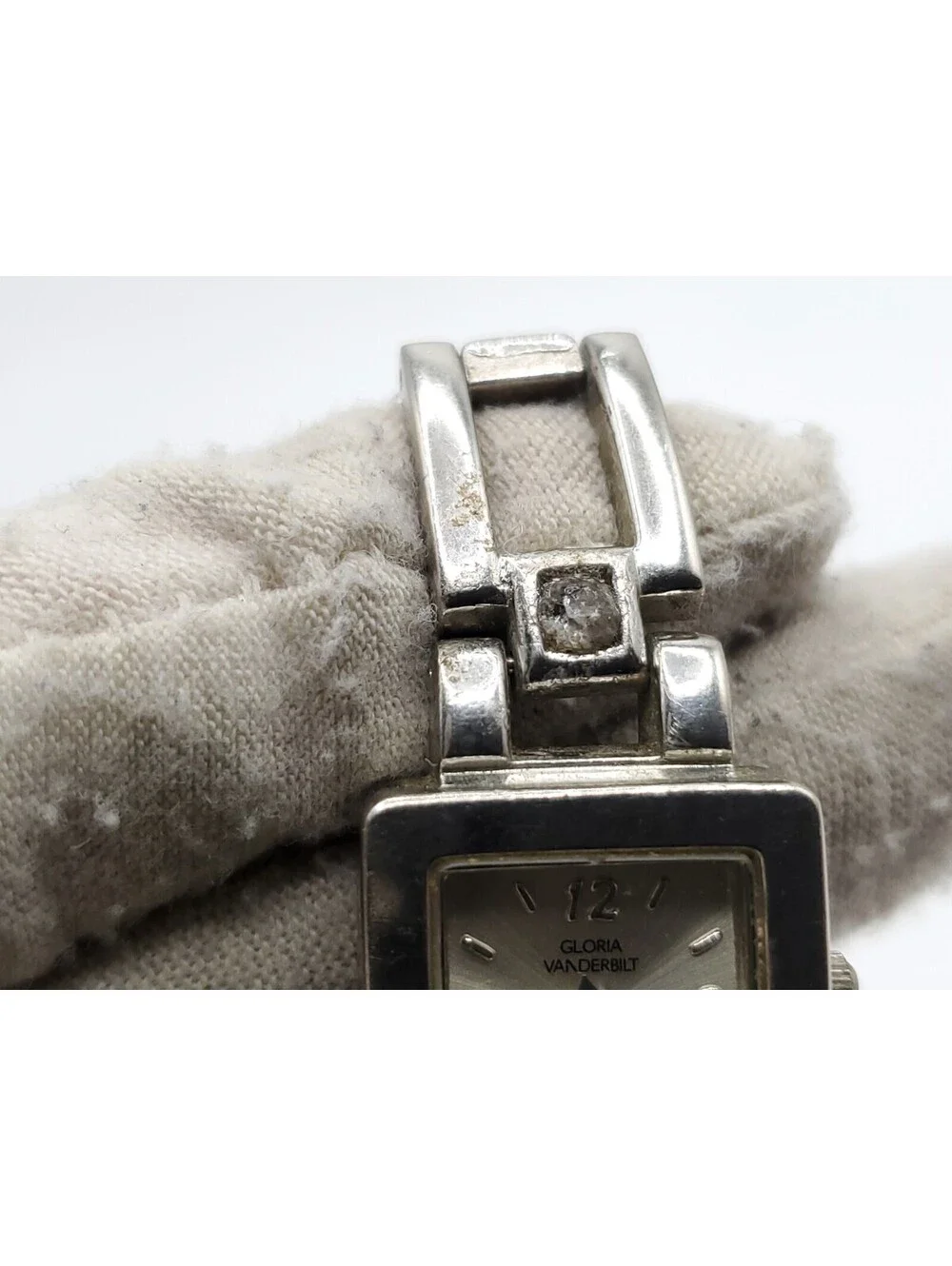 Gloria Vanderbilt Quartz Watch Womens New Battery Silver Tone Square 19mm